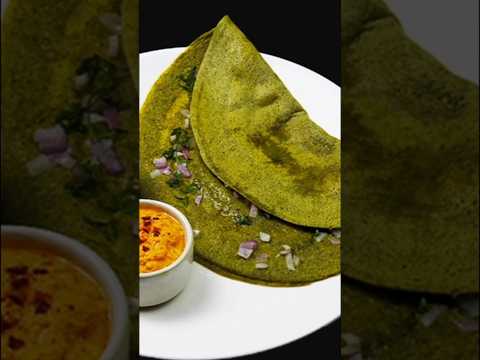 Pesarattu (Green Moong Dosa)